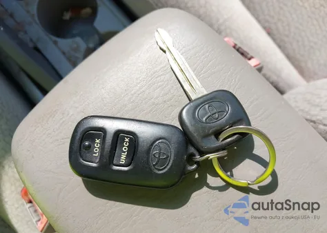 2004 Toyota Corolla Le из США, поврежденный, VIN JTDBR32E342028846